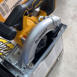 DEWALT CIRCULAR SAW 61/2” ACA566 CORDLESS 4950 RPM TOOL ONLY SOLO HERRAMIENTA