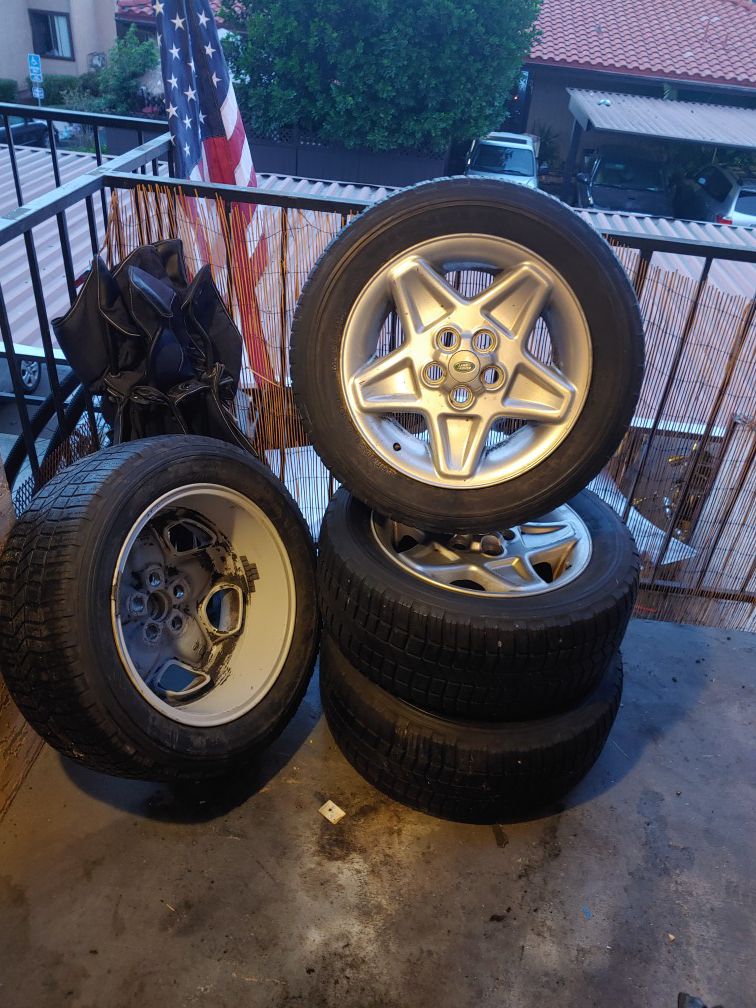 Landrover rims and tires