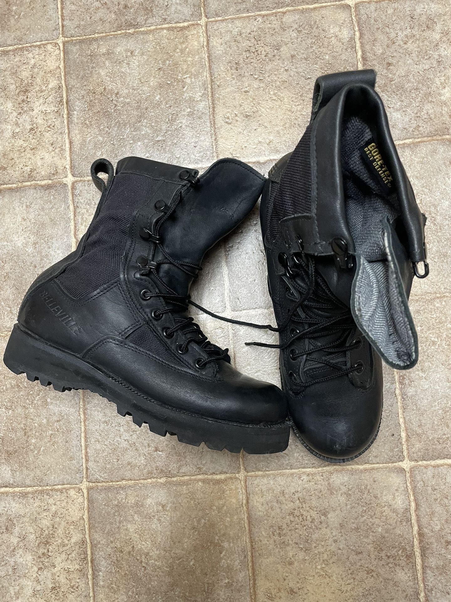 Men’s Belleville Combat Boots - Size 4.5