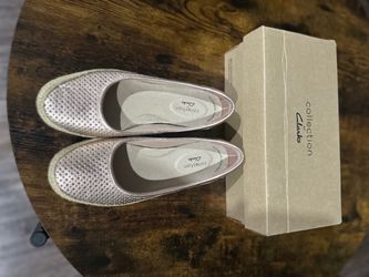 Women shoes  saze 6 brand Clarks