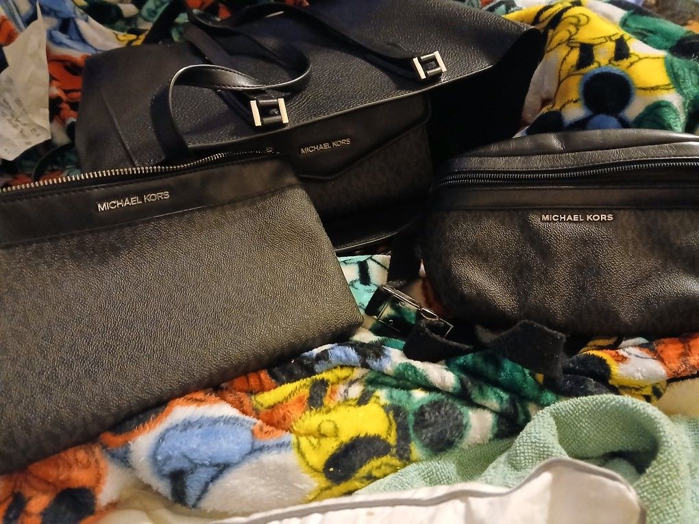 Michael Kors Bags 