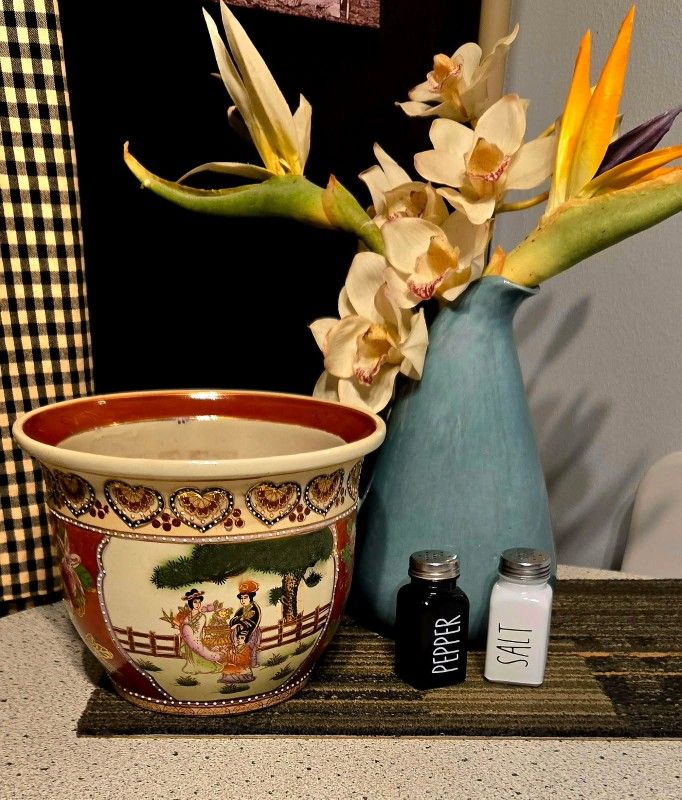 Antique Authentic China Hand Painted Potted Ceramic Planter