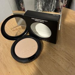 MAC Extra Dimension Skin Finish- Double Gleam