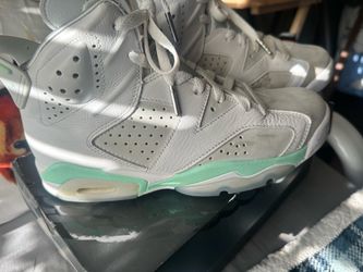 Jordan 6 Retro Mint Foam (Women's)