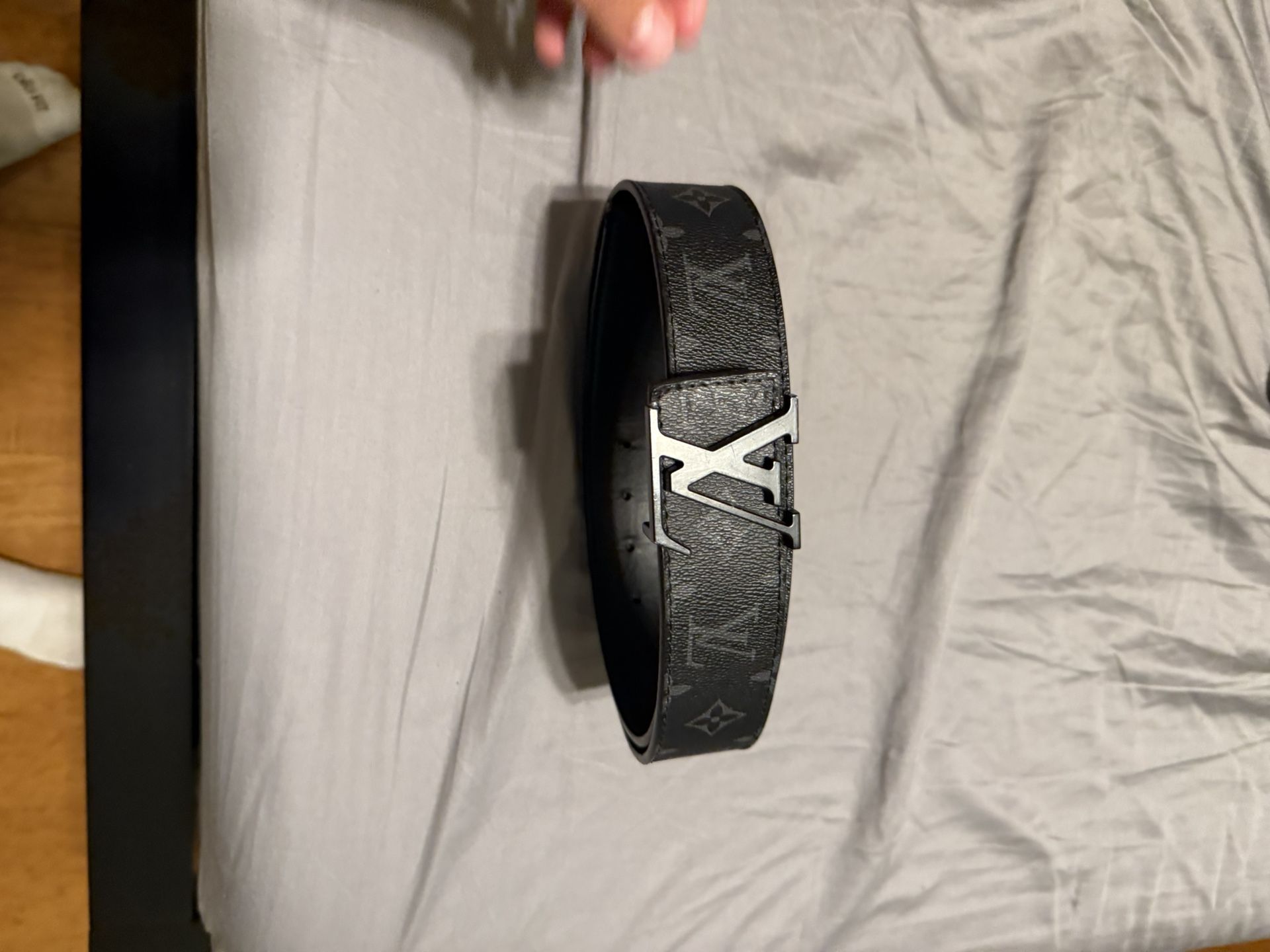 Louis Vuitton Men’s Black Belt 