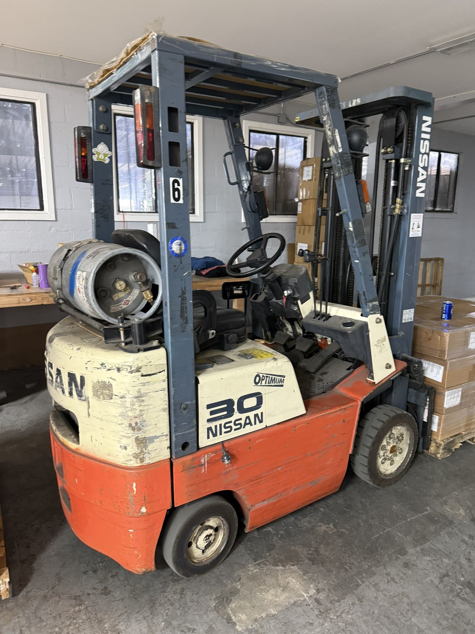 FORKLIFT — NISSAN OPTIMUM 30