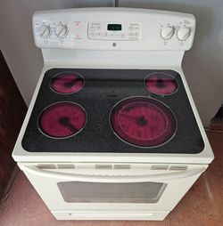 💥🔆🔥☆GE☆🔥🔆💥 Bisque Glass Top Stove in Great Condition