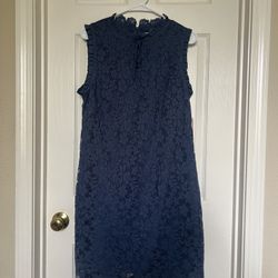 Sleeveless Lace Dress 