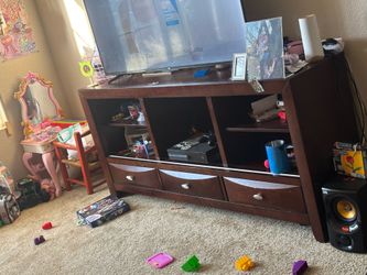 Entertainment stand