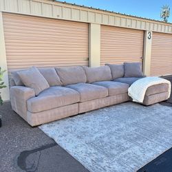 Macy’s Rhyder 3pc Sectional - Delivery