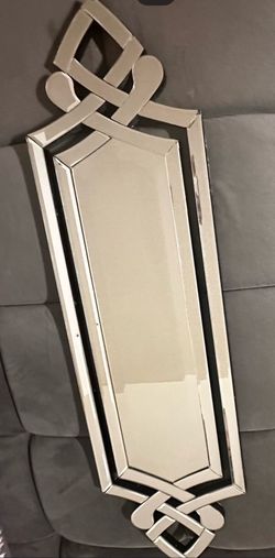 Celtic Knot Beveled Wall Mirror – Decorative Mirrored Frame