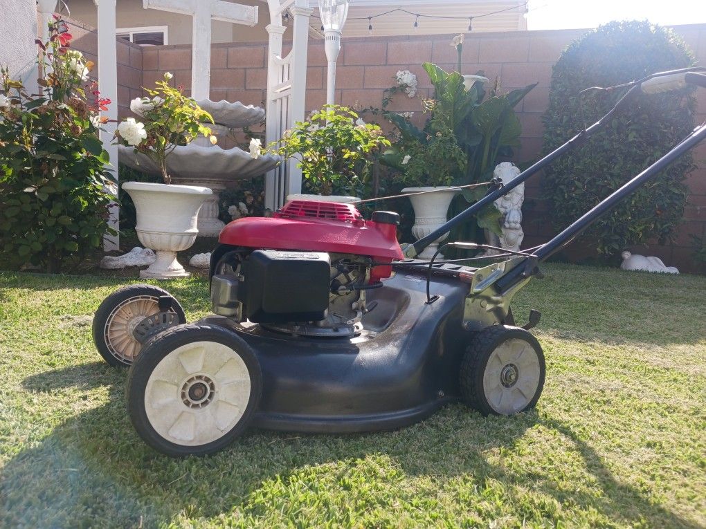 LAWN MOWER