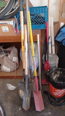 Dewalt shovels For Sale - set or single sale