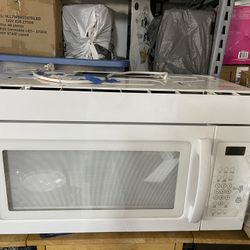 Whirlpool  Over The Range Microwave With Bracket  Models  U M V  1160CW-3