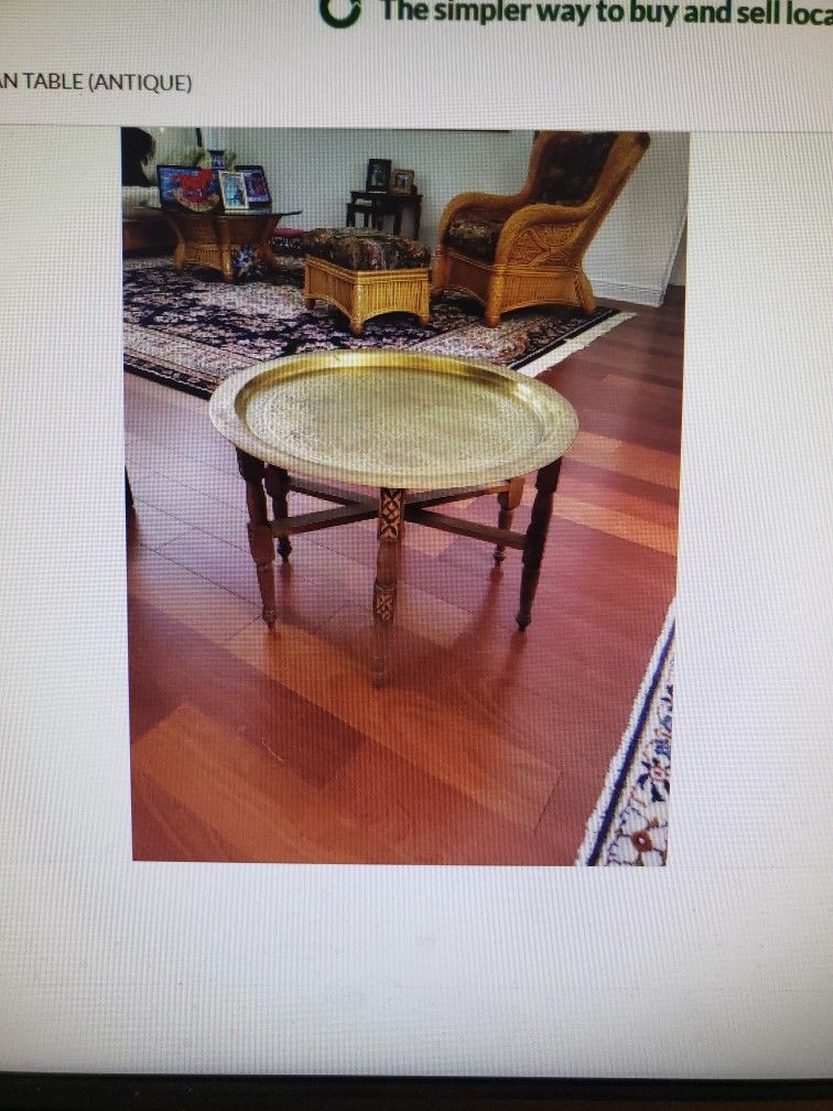 MOROCCAN TABLE (ANTIQUE)