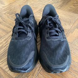 Size 7.5 Fresh Foam New Balance Shoes