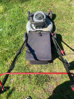 Gas Push Lawn Mower with Grass Bag