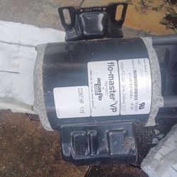 Jecozey Water Pumps... Brand Flo-masterVP And Flo Master XP2... Five Of Them And One Max Air Blower
