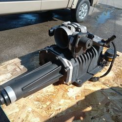 F 150 2006.    Brand new Super Charger,   And Roush Computer ( Used But In Very Good Condition)