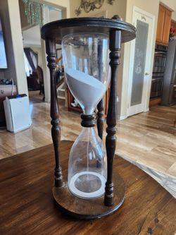 Vintage 23 1/2 inch Hour Glass
