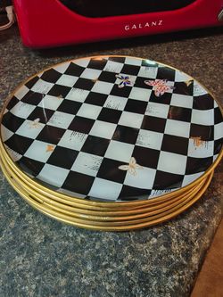 Butterfly plates