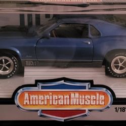 1/8 Die Cast  American Muscle 1970  Mustang MACH 1. 