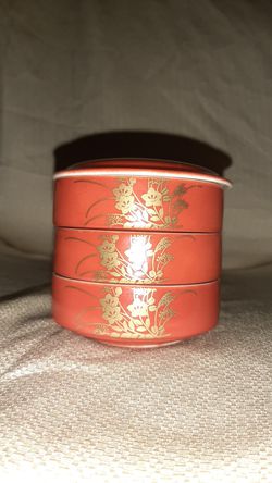 Vintage Porcelain Trinket Box