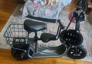 Caroma Peak Z5 819WElectric Scooter W/child seat
