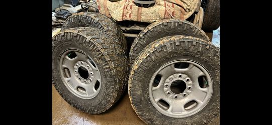 17” Duramax Rims With Tires
