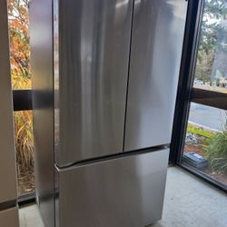 New 
27 cu. ft. SMART Counter Depth MAX French Door Refrigerator with Ice and Water, ADA Comp in P
