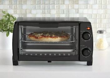 Mainstays 4 Slice Black Toaster Oven with Dishwasher-Safe Rack & Pan, 3 Piece