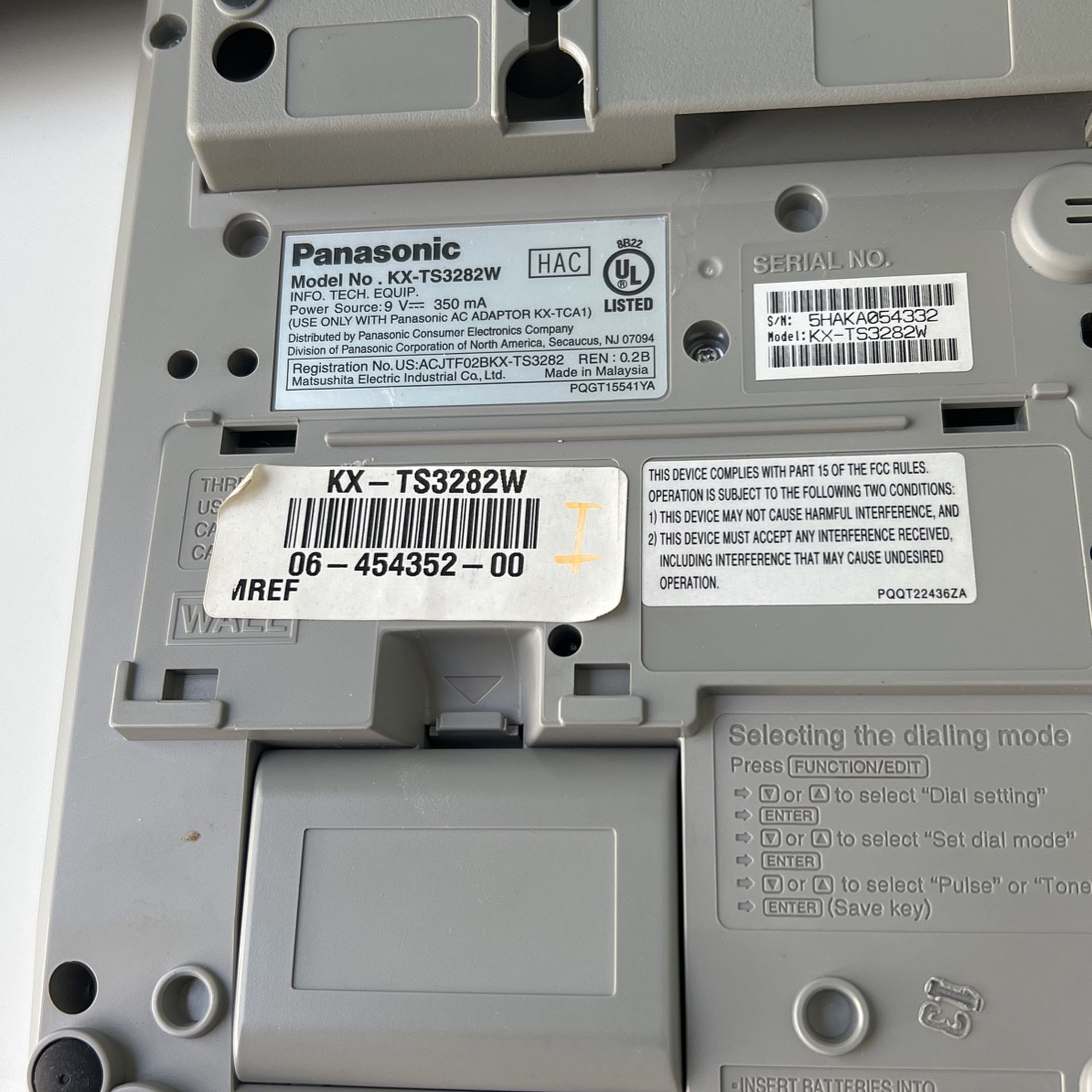 Panasonic KX-TS3282W 2 Line Advanced ITS ID Caller Telephone