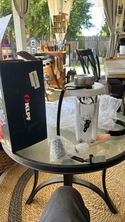 2004 Dodge Dakota  fuel pump