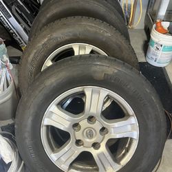2nd Gen Oem Toyota Tundra Wheels and tires 