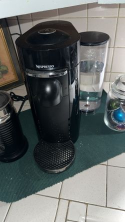 Nespresso Vertuo Plus Deluxe Espresso With Aeroccino