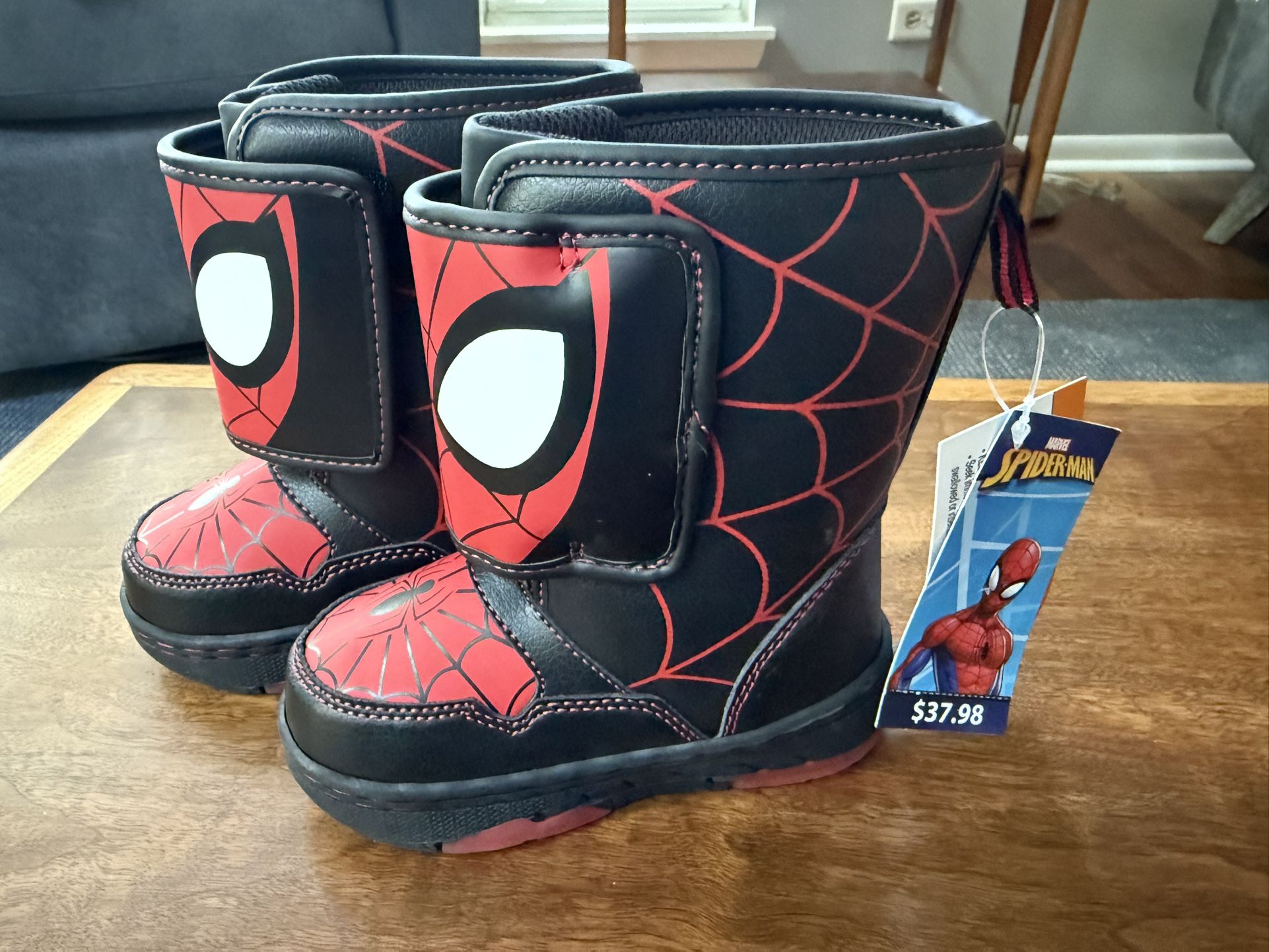 Brand New Spiderman Toddler Lighted Snow Boots