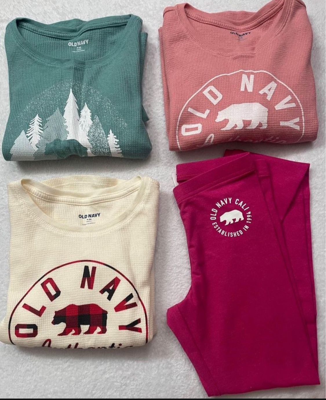 New! Thermal shirts and leggings for girls, Size M, Girl Fall and winter clothing 3 thermal shirts and 1 leggings