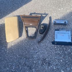 2005 BMW X3 Dash Parts Radio /top Middle Console/door Handle Cover/roof Light And Mirror Cover 
