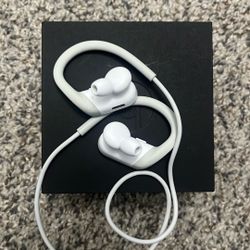 Beats Powerbeats