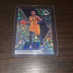 19-20 Panini Mosaic Donovan Mitchell Silver Disco #13