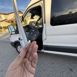Llaves De Autos / Car Keys And Remotes 