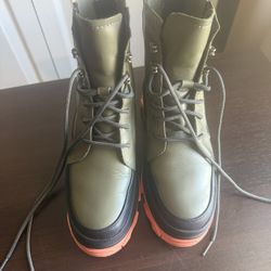 FP Movement x SOREL Brex Lace Boots Womens Size 6 Green Black Platform