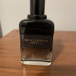 Givenchy Gentleman Edp Boisée