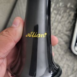 Alian clarinet