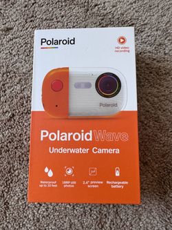 Underwater polaroid