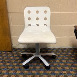 Kid’s Chair