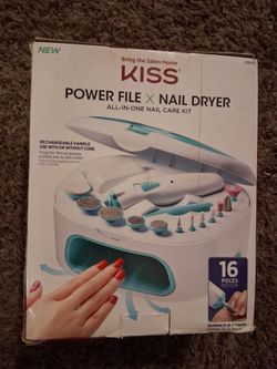 Nail kit