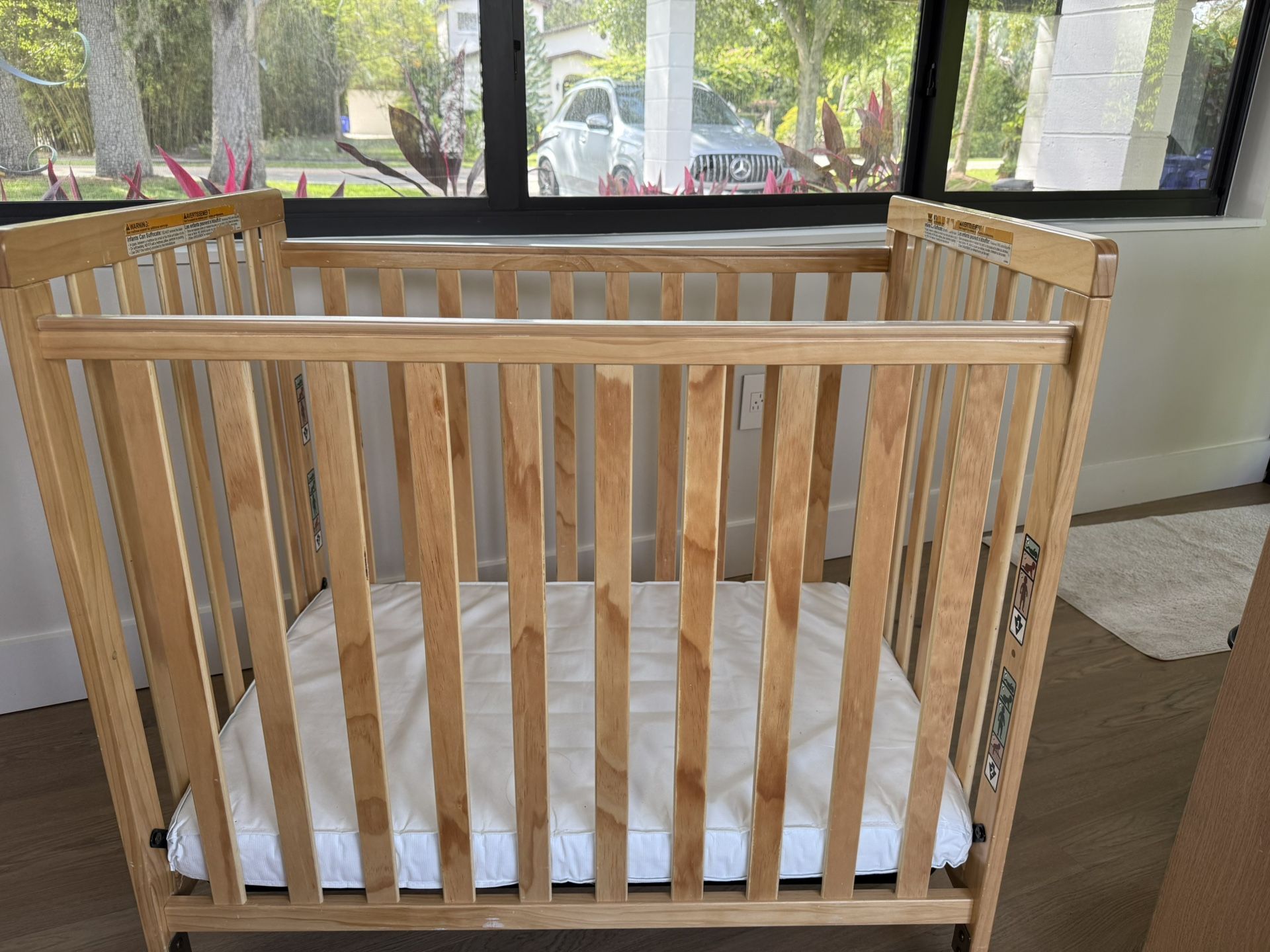 Compact Wooden Crib with Mattress – Daycare/Preschool Size