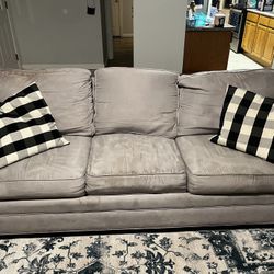 Couch With Pull Out Bed