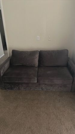 Pull out couch